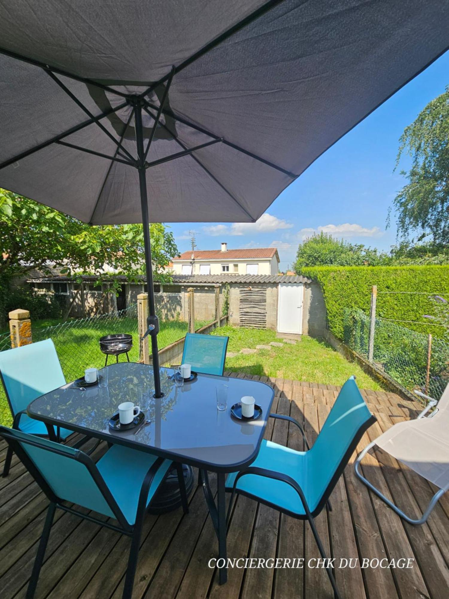 Le Petit Ecureuil Charmant Gite Jardin Terrasse Les Herbiers Exteriér fotografie